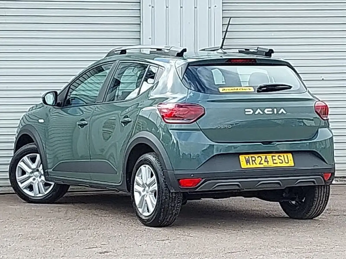 2024-dacia-sandero-stepway-10-tce-expression-90bhp-big-1