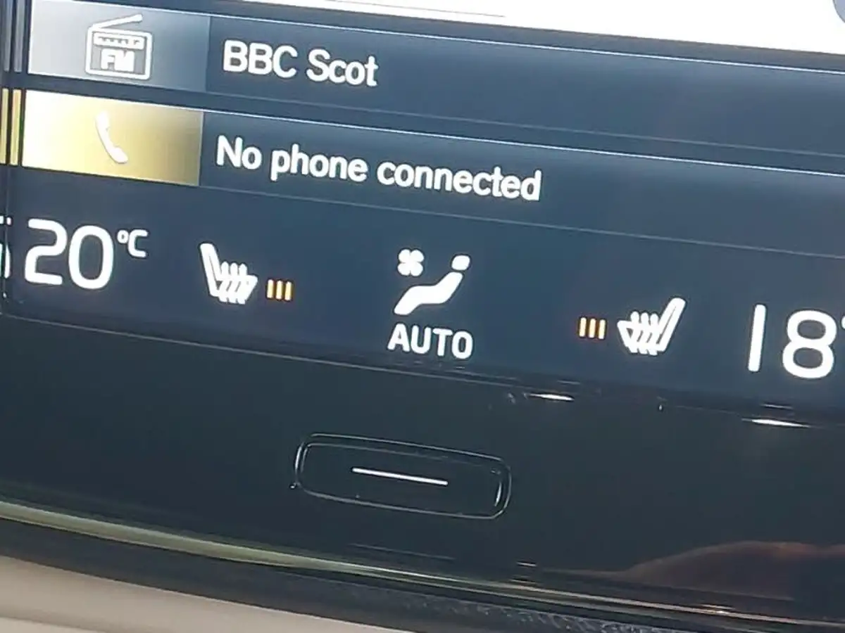 2020-volvo-xc40-15-t3-inscription-pro-big-11