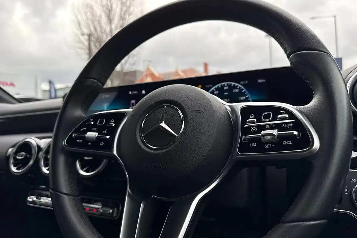 2019-mercedes-benz-a-class-13-a200-sport-executive-saloon-4d-7g-dct-big-35