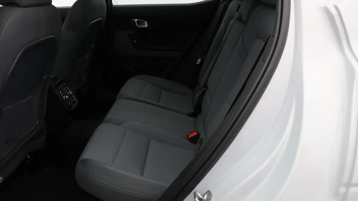 2021-polestar-polestar-2-e-ps2-165kw-standard-single-plus-hatchback-big-15