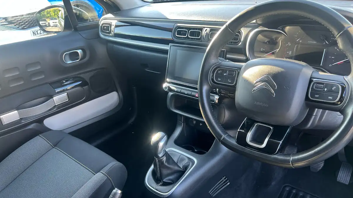 2018-citroen-c3-12-puretech-flair-82ps-big-10