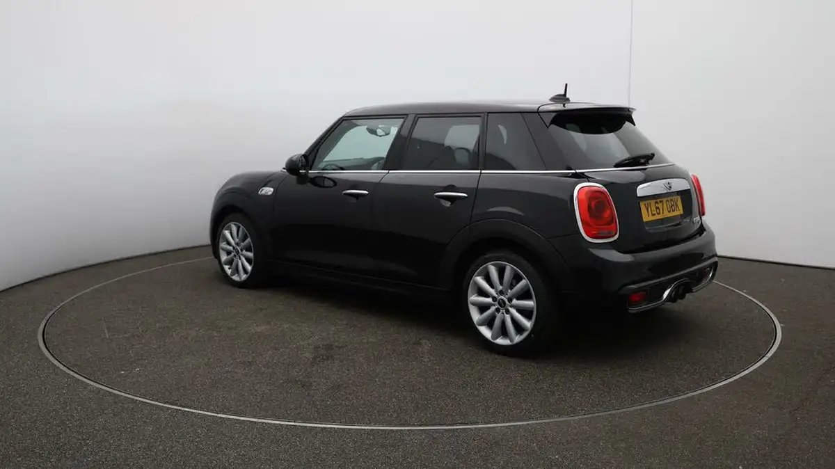 2017-mini-cooper-20-cooper-s-ss-hatchback-5d-sport-auto-big-5