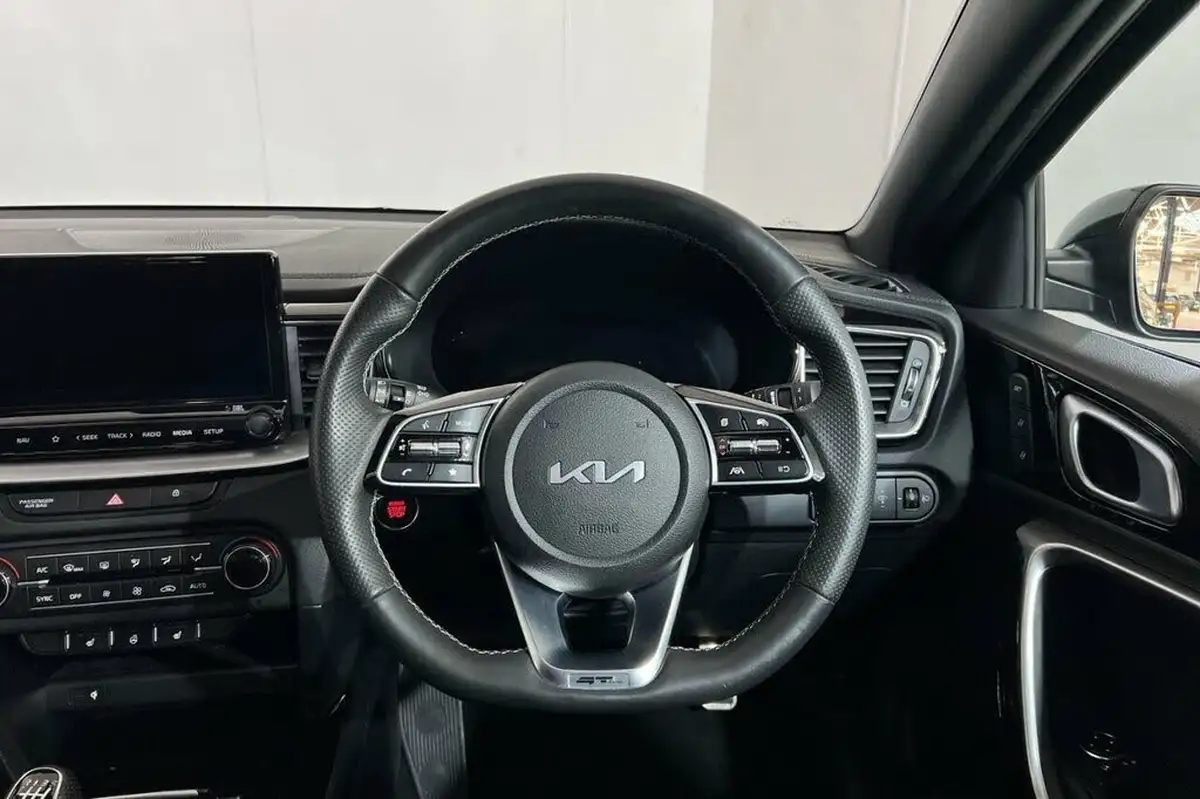 2023-kia-xceed-15-t-gdi-gt-line-s-158bhp-big-22