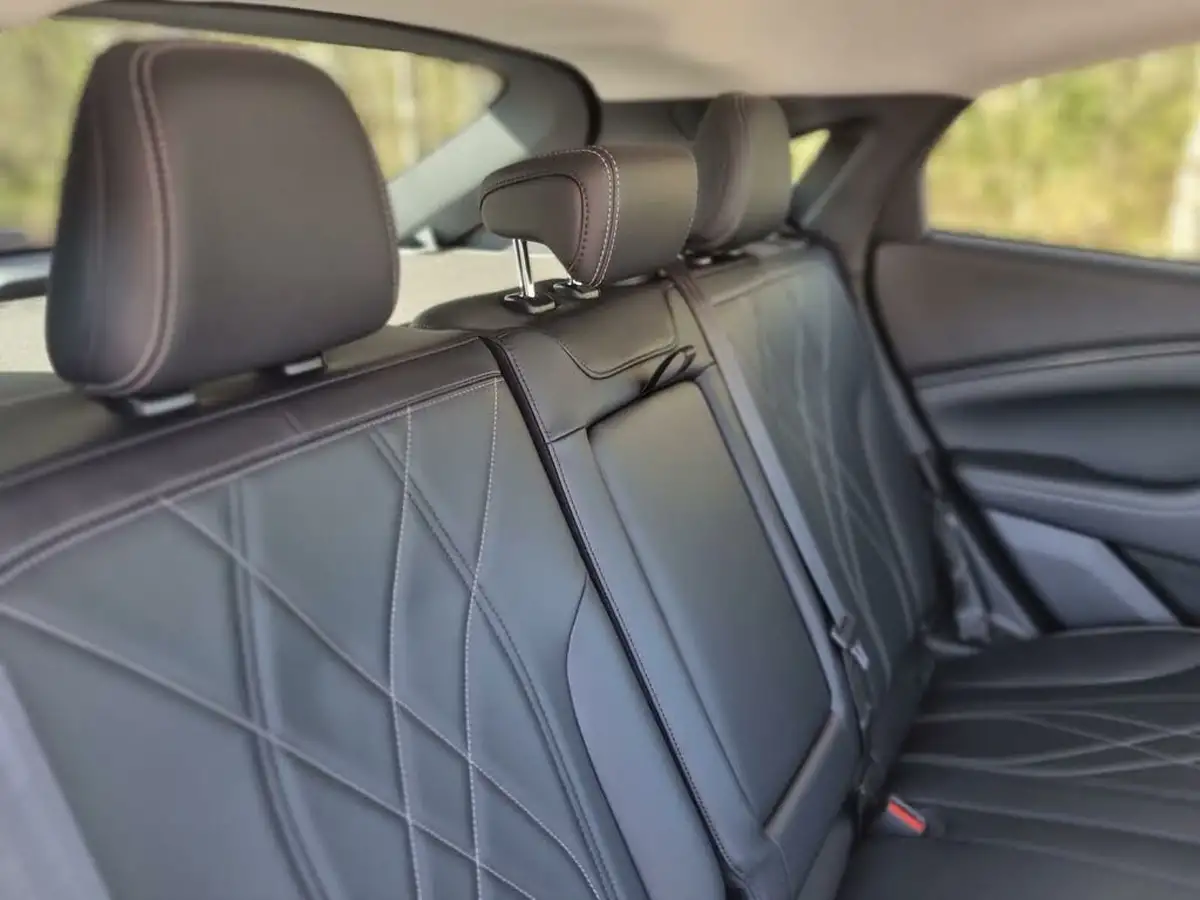 2021-ford-mustang-mach-e-e-standard-range-70kwh-big-36