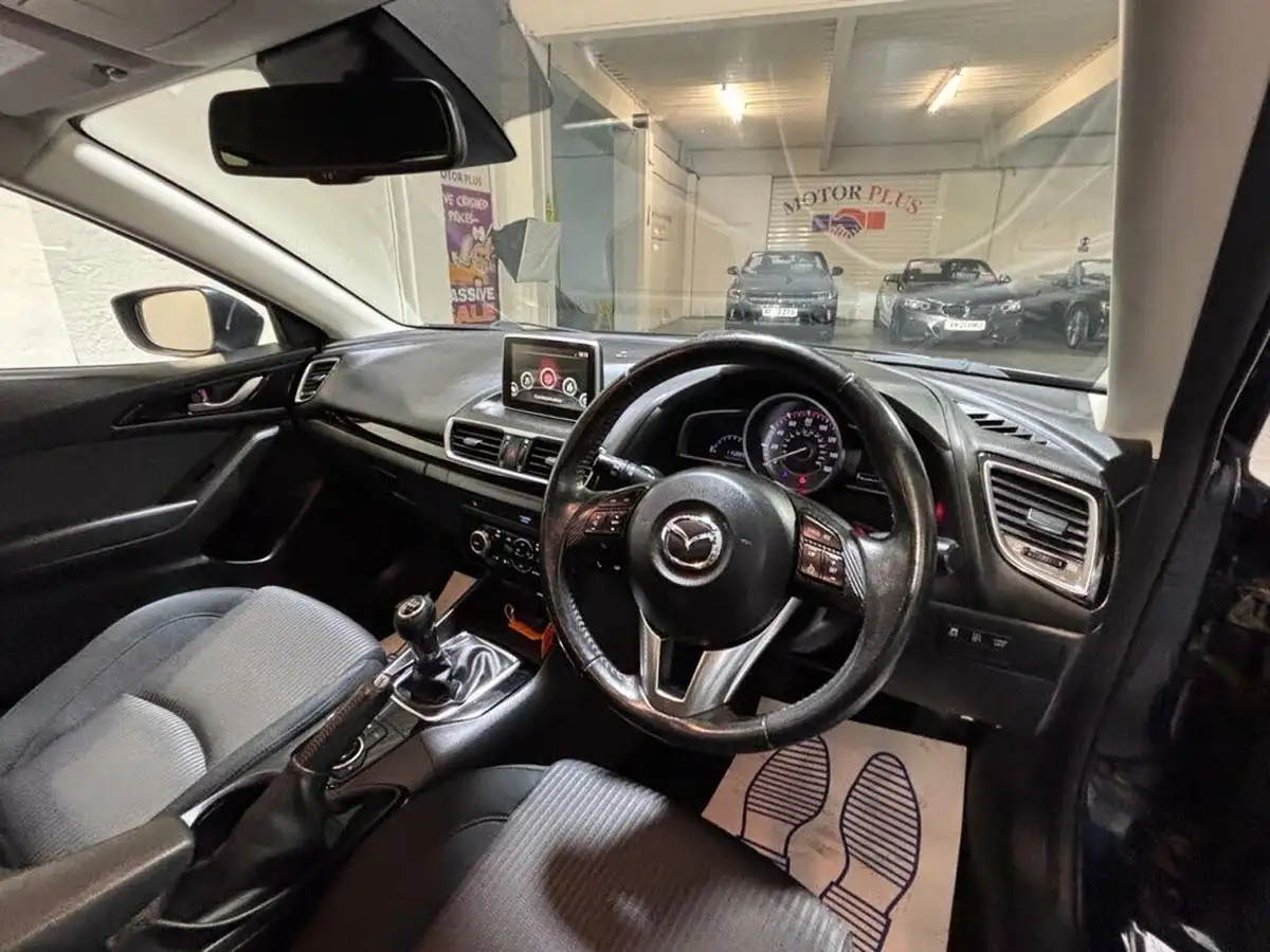 2014-mazda-mazda3-20-se-l-nav-hatchback-5d-big-9