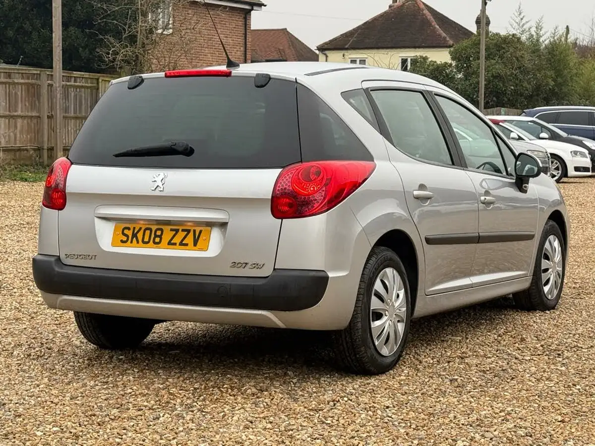 2008-peugeot-207-sw-16td-s-16hdi-big-1
