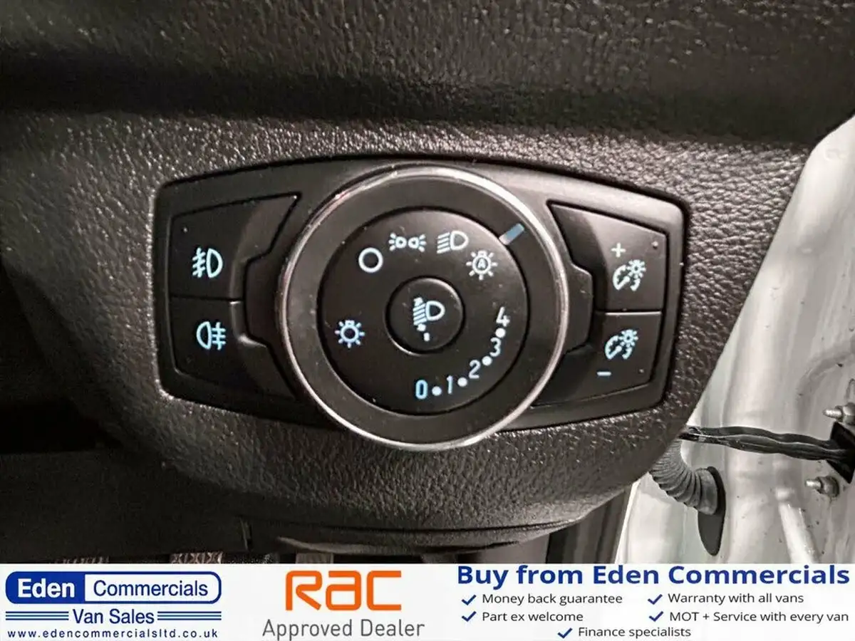 2022-ford-transit-courier-15tdci-limited-big-20