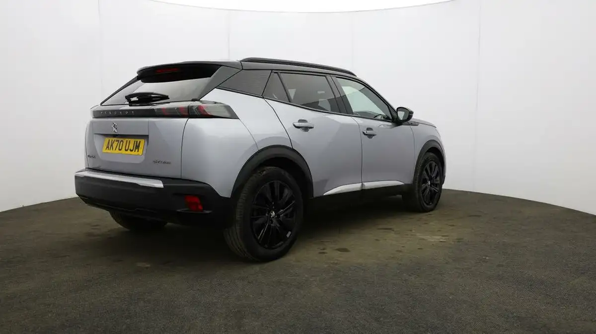 2020-peugeot-2008-suv-e-gt-big-6