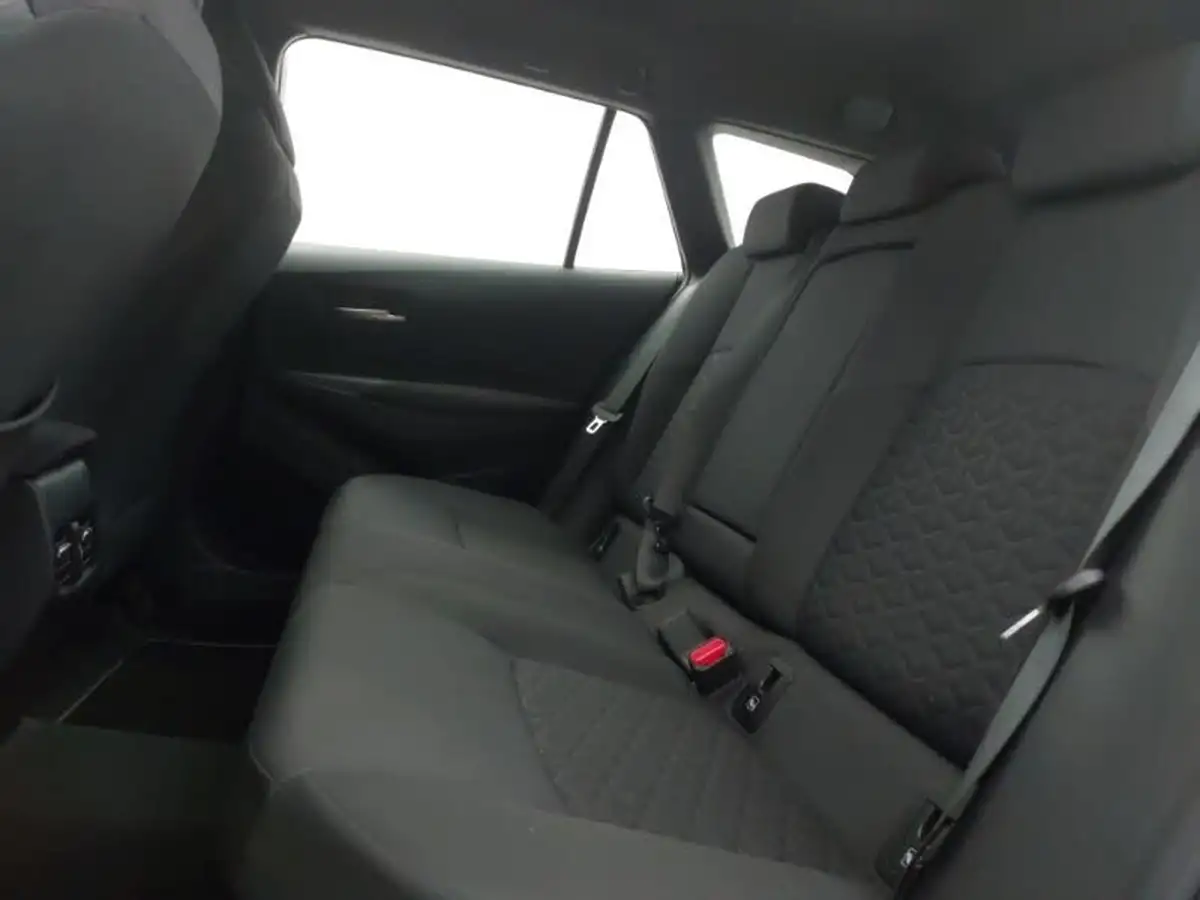 2022-toyota-corolla-18-vvt-i-icon-120bhp-spare-wheel-touring-sports-5d-big-5