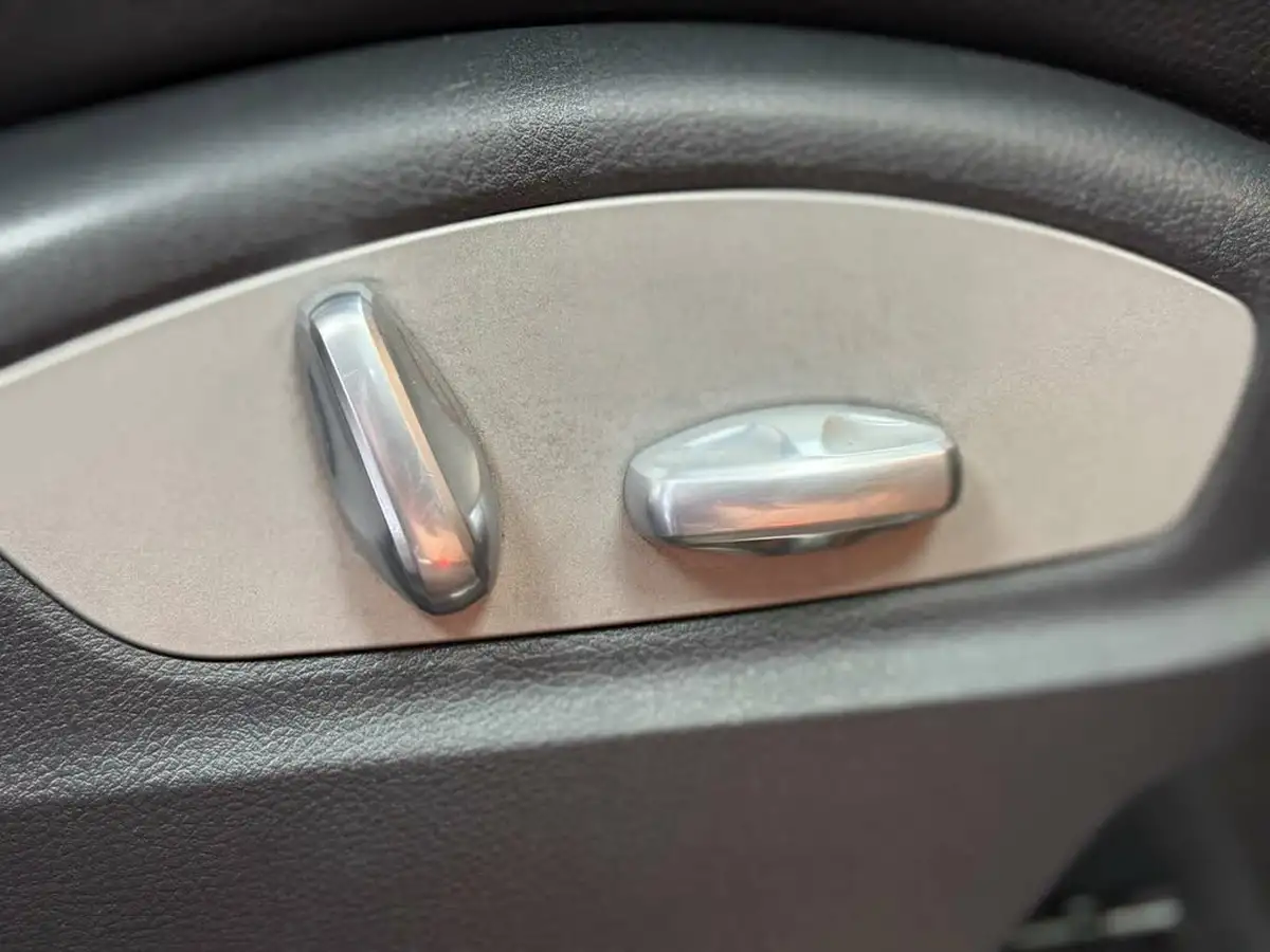 2015-porsche-cayenne-30td-big-52
