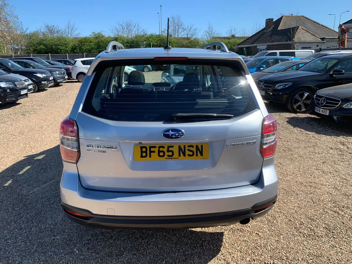 2015-subaru-forester-20-xe-150ps-1995cc-lineartronic-big-5