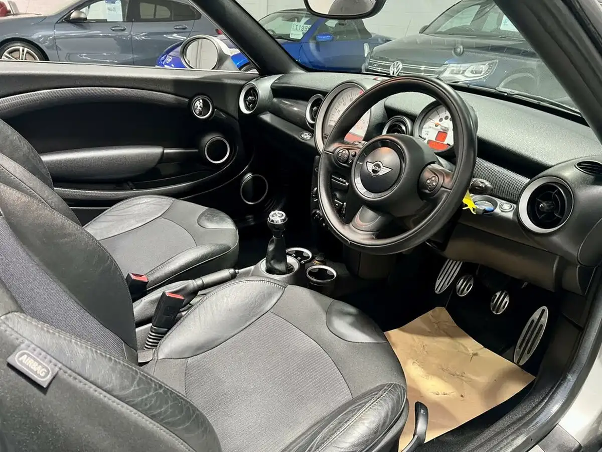 2012-mini-roadster-16-cooper-s-big-46