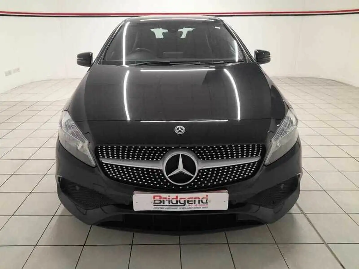 2017-mercedes-benz-a-class-16-a160-amg-line-ss-big-1