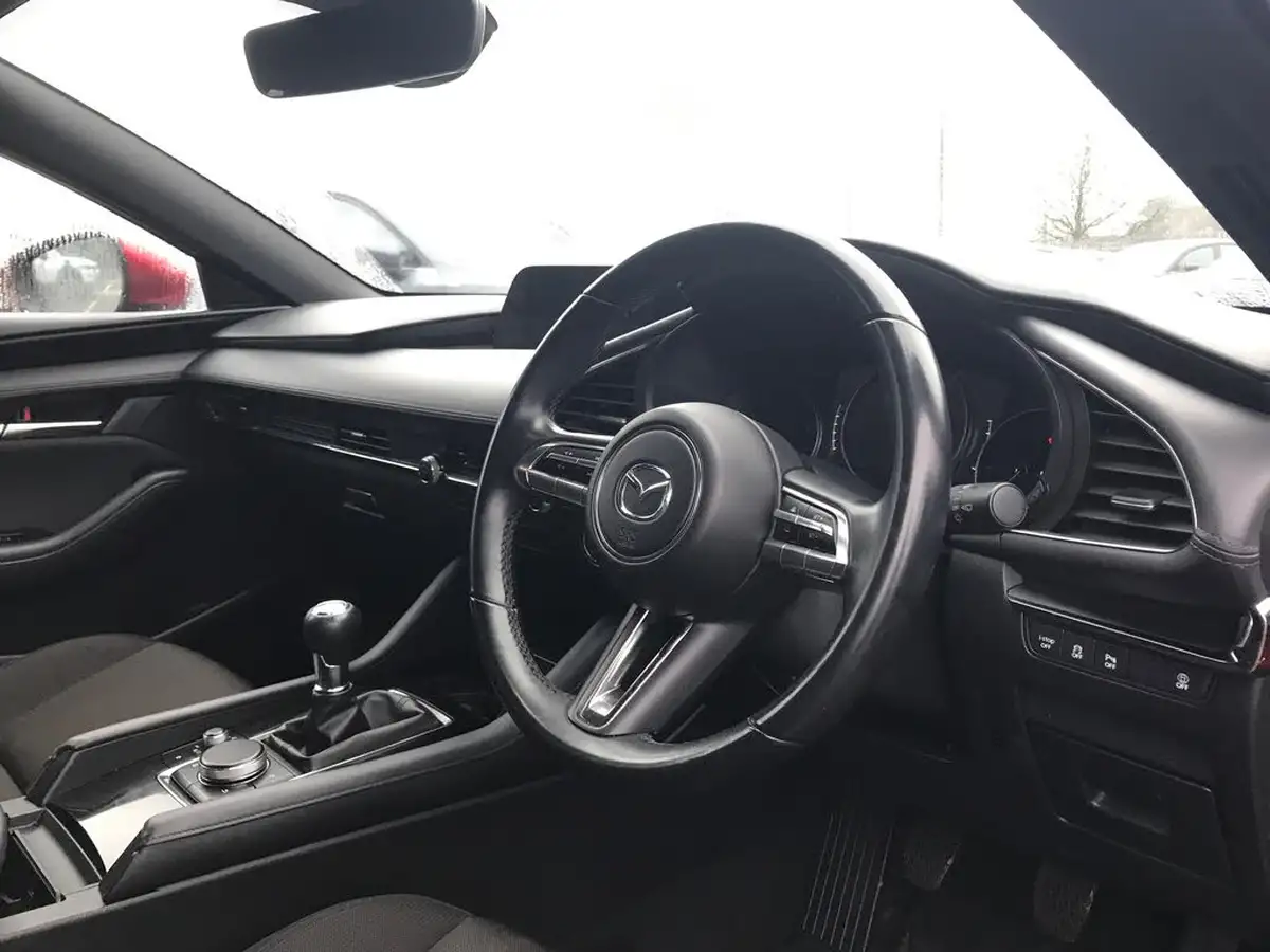 2022-mazda-mazda3-20-sport-lux-122ps-hatchback-5d-big-2
