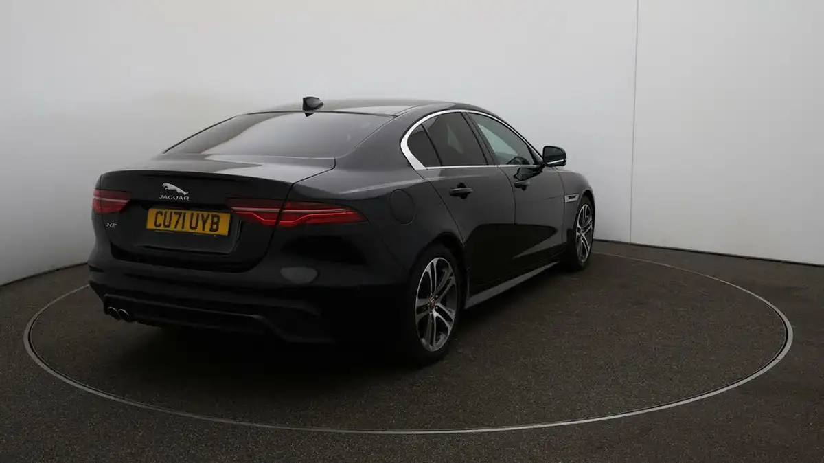 2021-jaguar-xe-20-d200-r-dynamic-se-big-48
