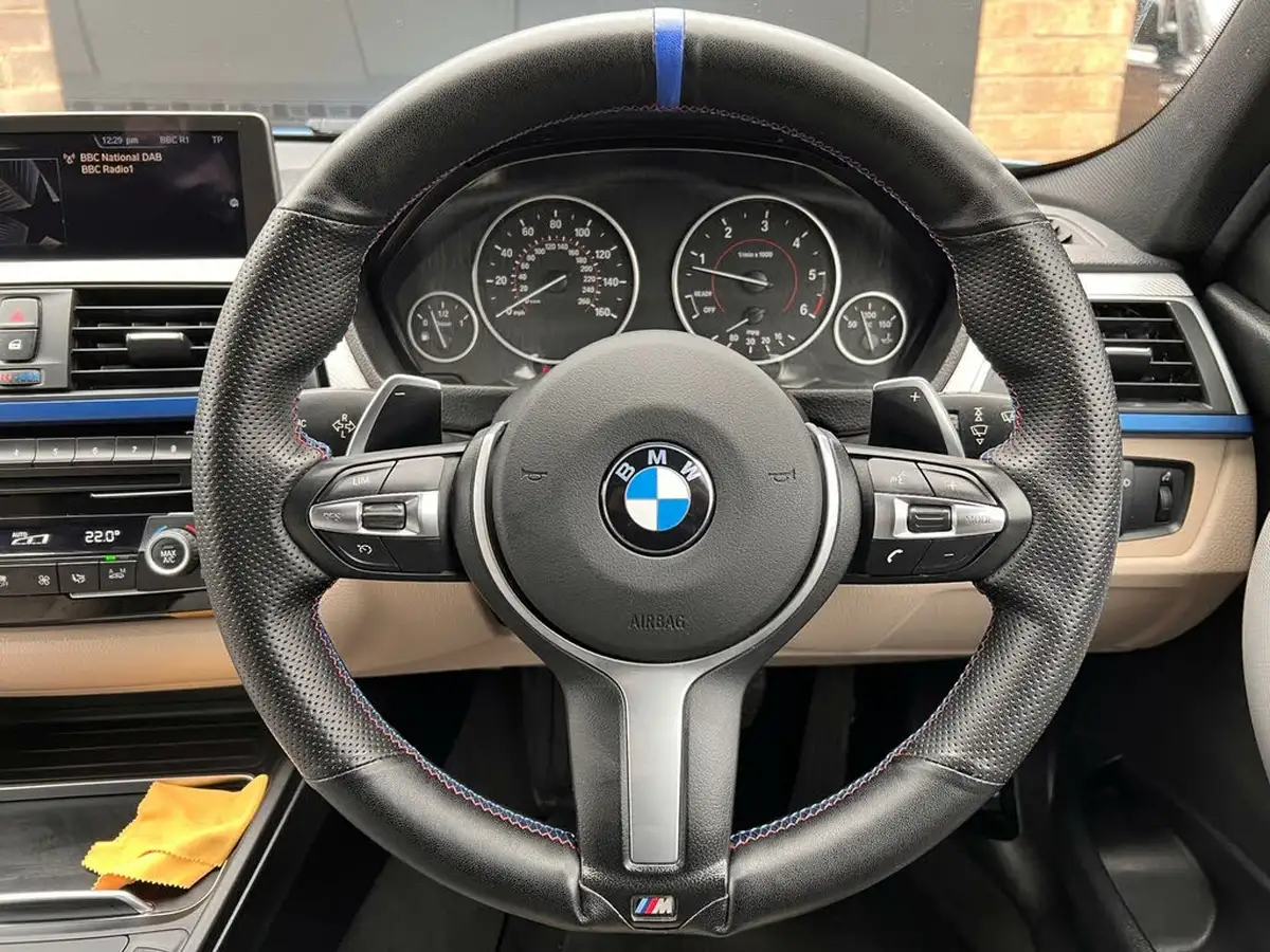 2016-bmw-3-series-30td-335d-xdrive-m-sport-saloon-4d-big-18