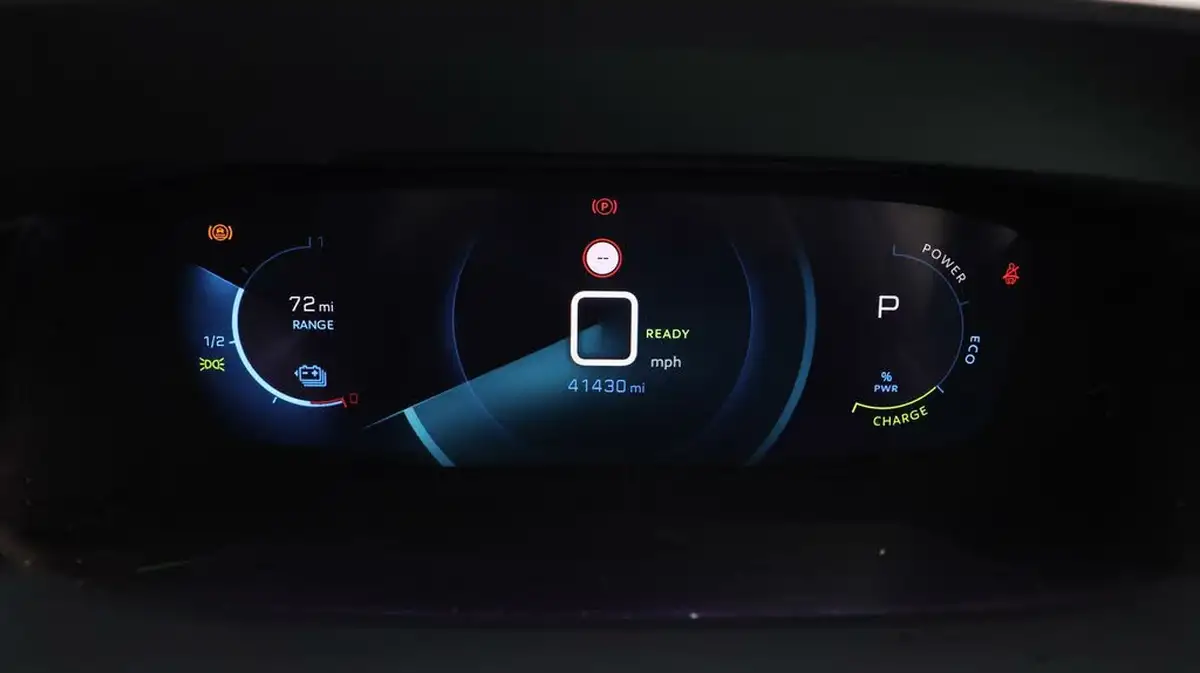 2021-peugeot-2008-suv-e-gt-premium-50kwh-big-9