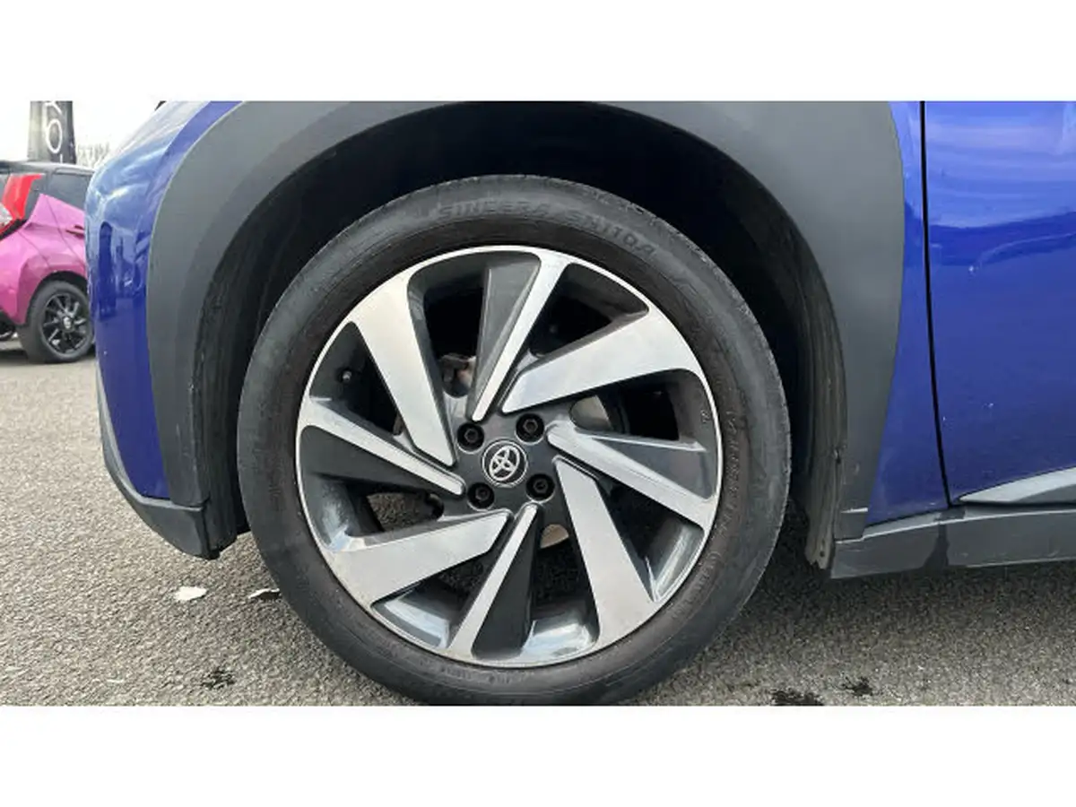 2022-toyota-aygo-x-10-vvt-i-edge-big-17
