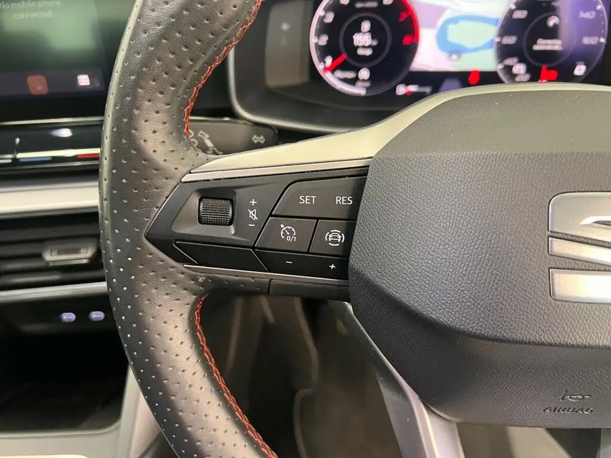 2021-seat-leon-15-tsi-evo-fr-130ps-hatchback-big-36