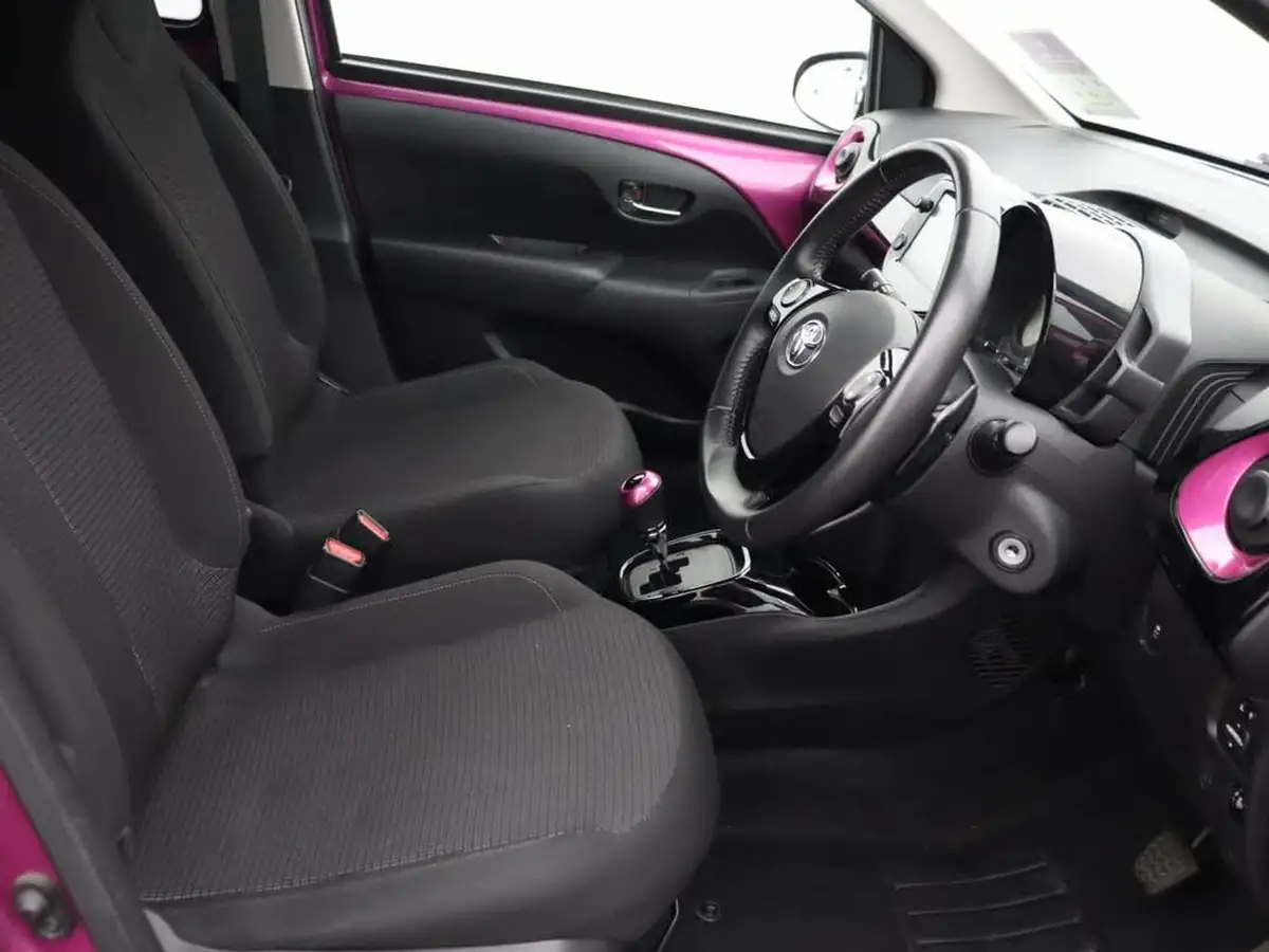 2019-toyota-aygo-10-vvt-i-x-cite-x-shift-big-12