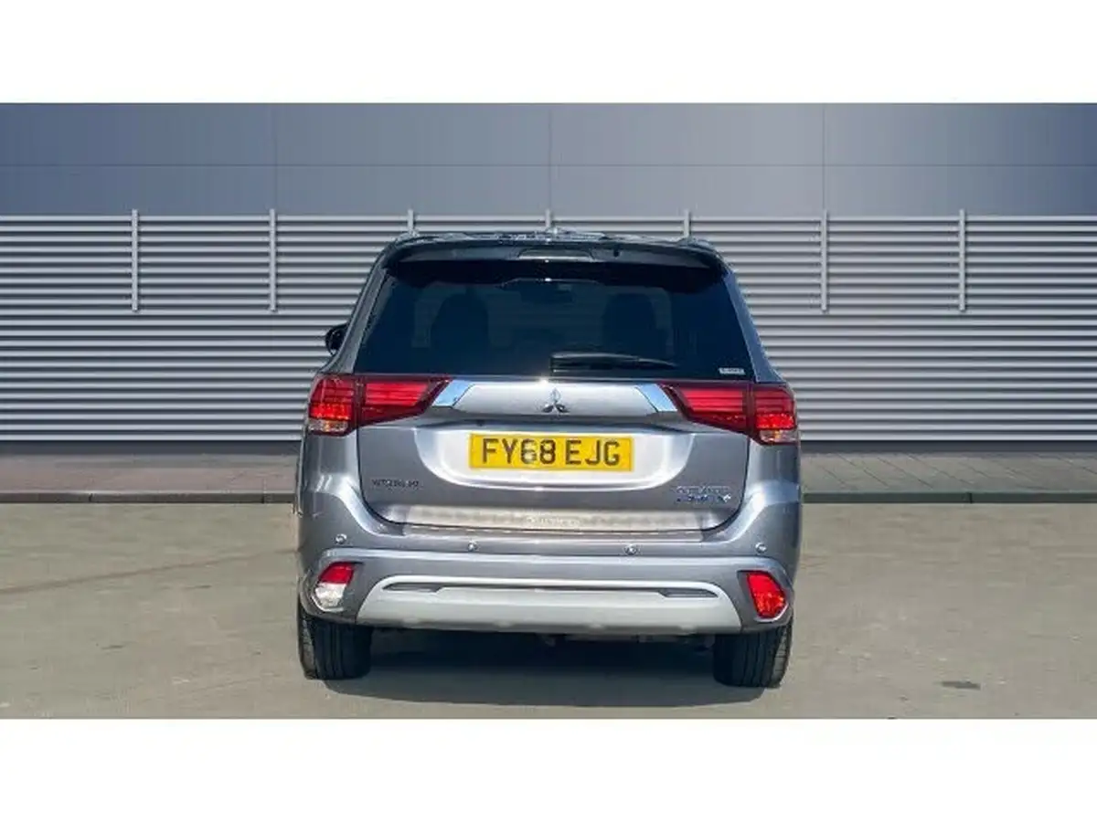 2018-mitsubishi-outlander-24-4hs-phev-big-5