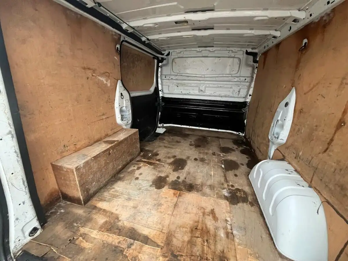 2021-renault-trafic-20dci-sl28-energy-120-business-big-18