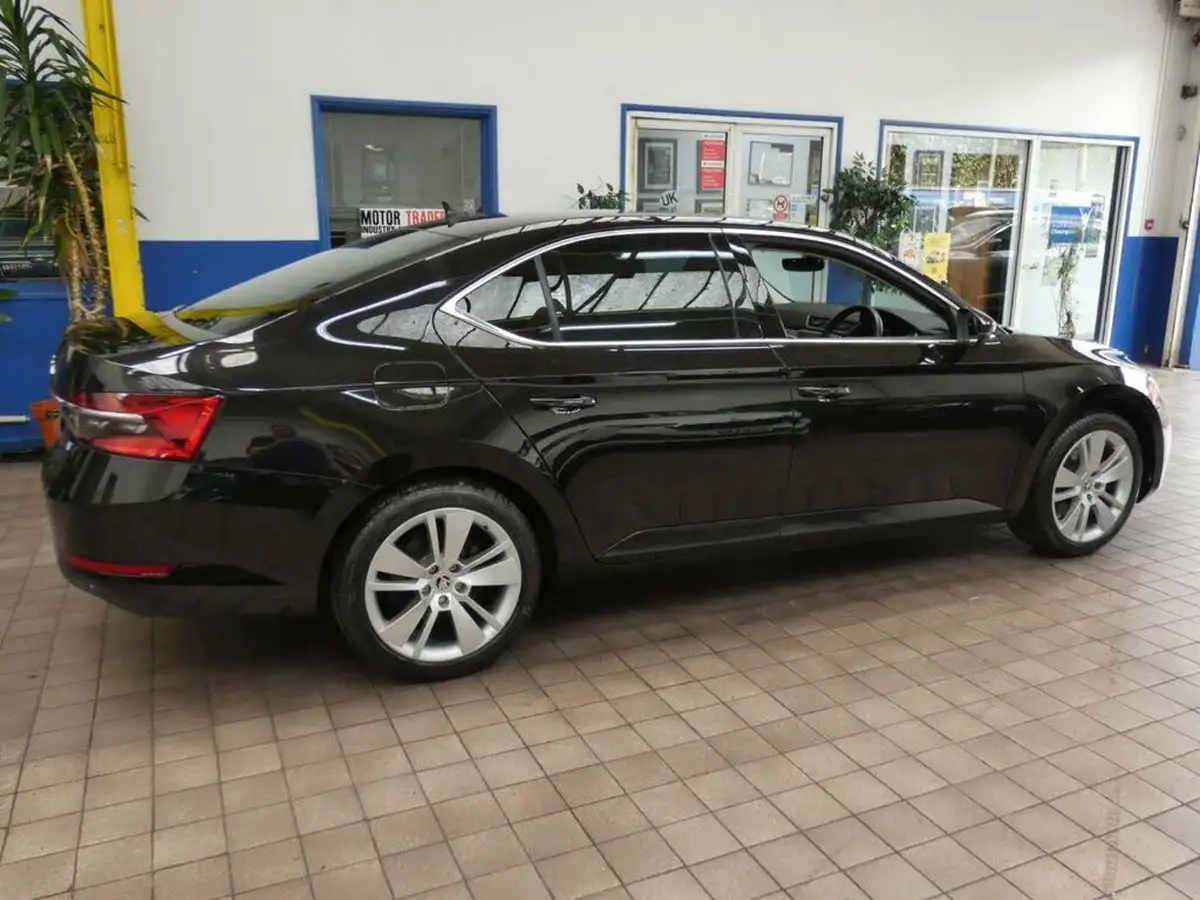 2021-skoda-superb-14-tsi-se-l-hatchback-big-39