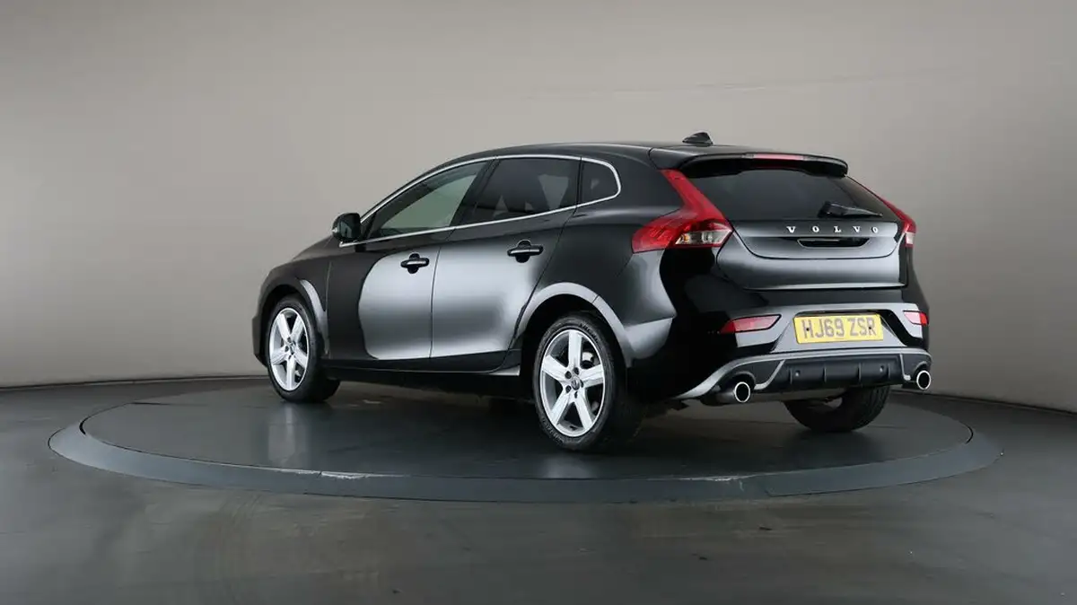 2019-volvo-v40-20td-d2-r-design-geartronic-big-69