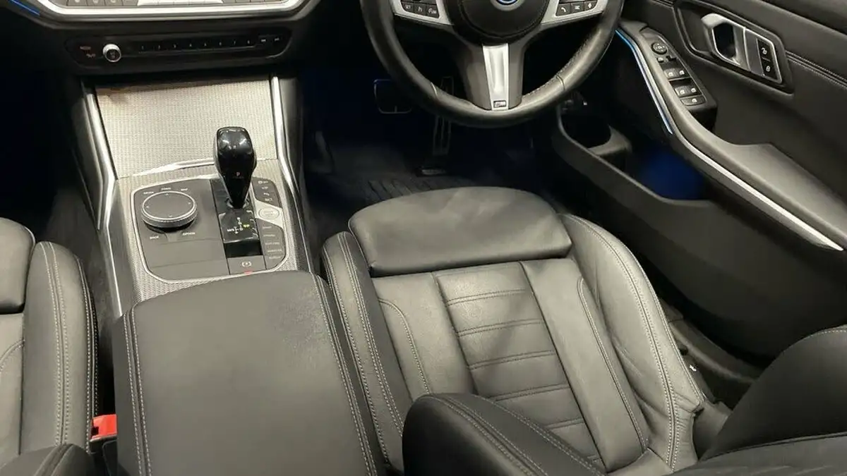 2022-bmw-3-series-20-330e-m-sport-touring-5d-big-14