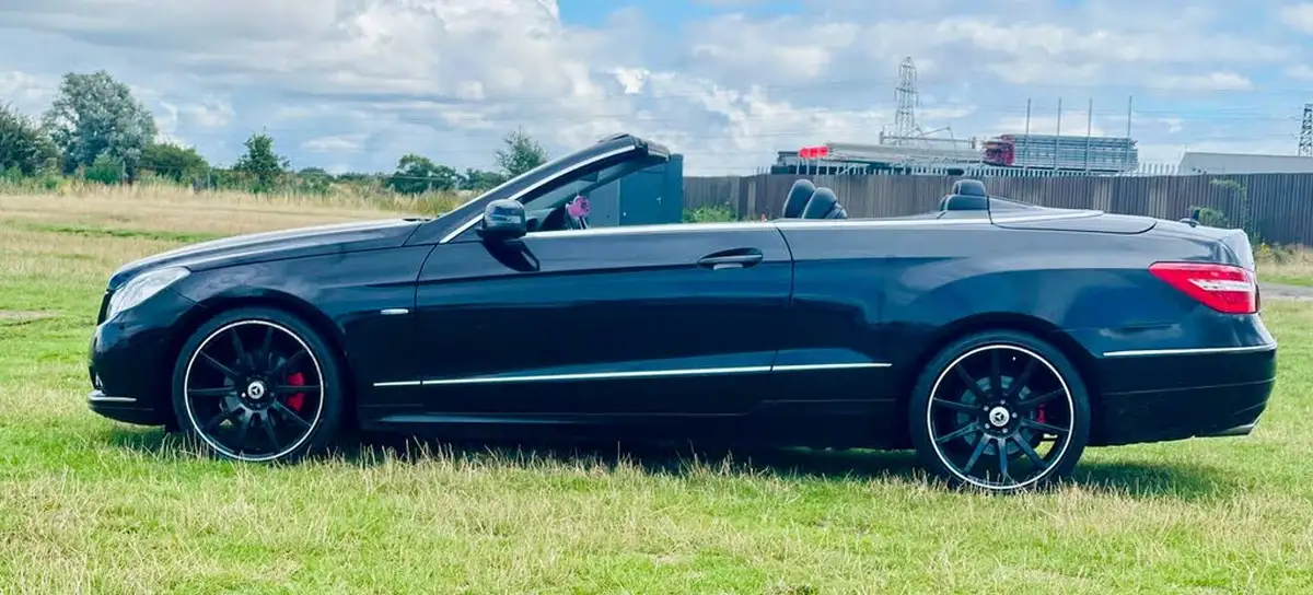 2011-mercedes-benz-e-class-21td-e220-cdi-se-21cdi-blue-f-cabriolet-2d-2143cc-auto-big-9