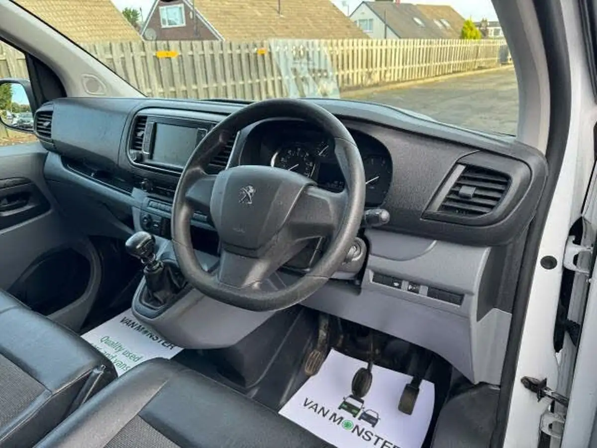 2020-peugeot-expert-20-bluehdi-professional-long-1400-20-bluehdi-eu6dt-panel-big-12