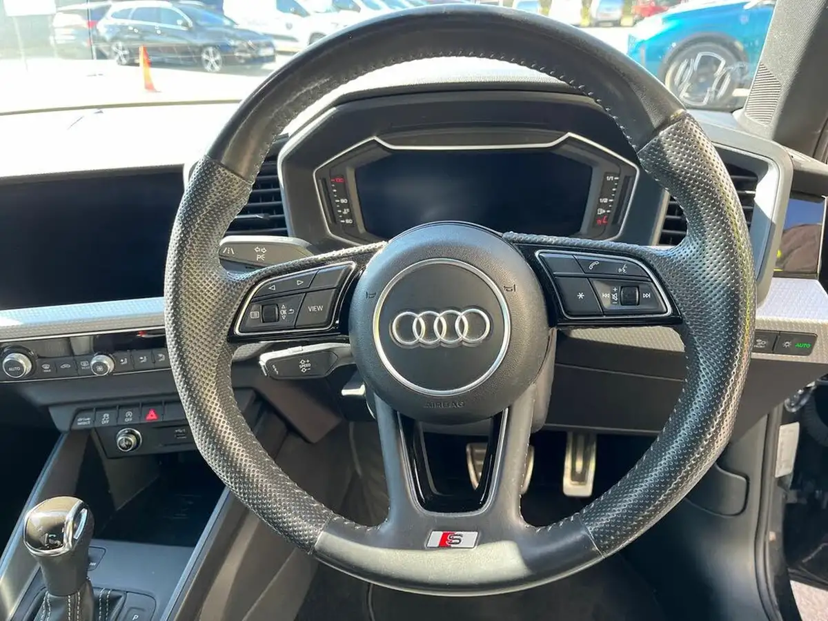2019-audi-a1-10-30-tfsi-s-line-ss-tronic-big-24