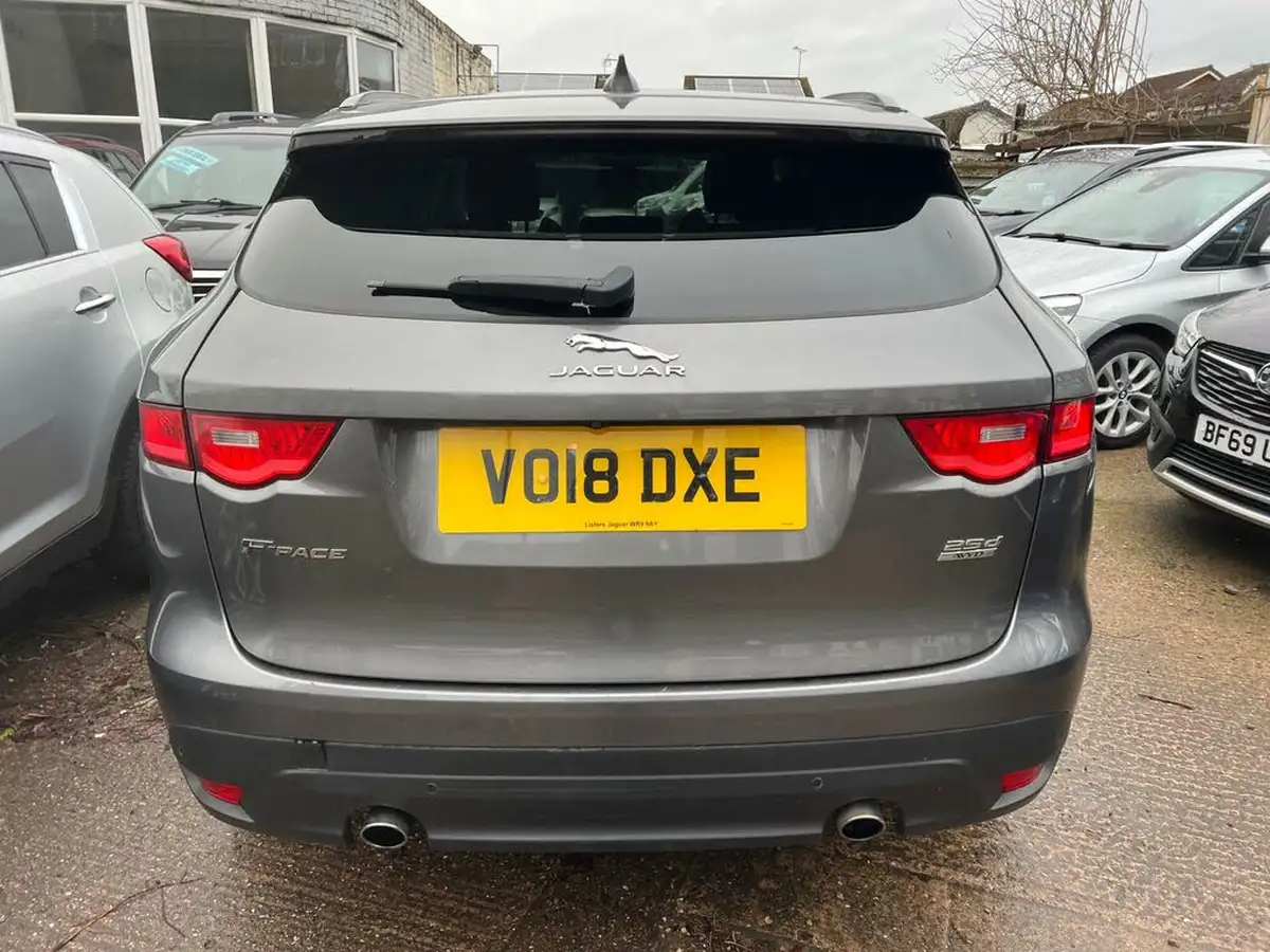 2018-jaguar-f-pace-20-i4d-r-sport-240ps-awd-auto-big-5
