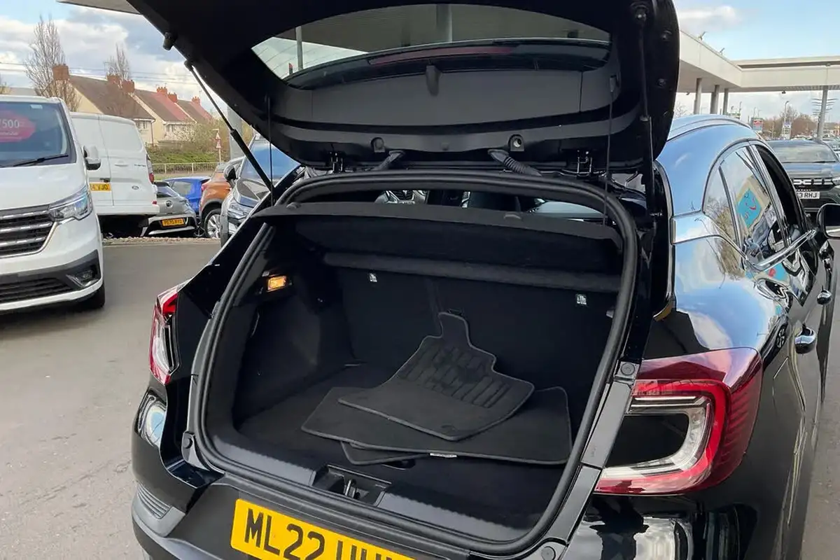 2022-renault-captur-13-tce-rs-line-big-32