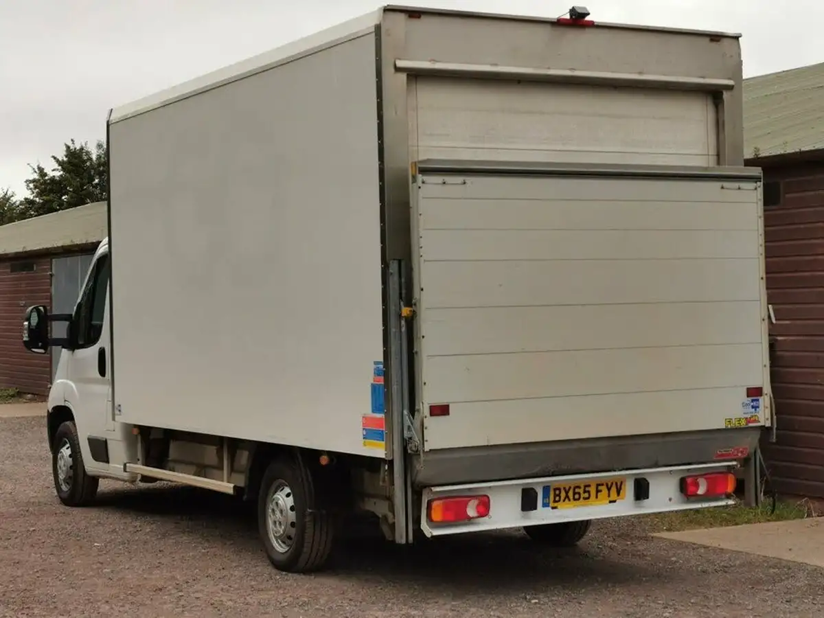 2015-citroen-relay-22td-35-l3-130-chassis-cab-big-2
