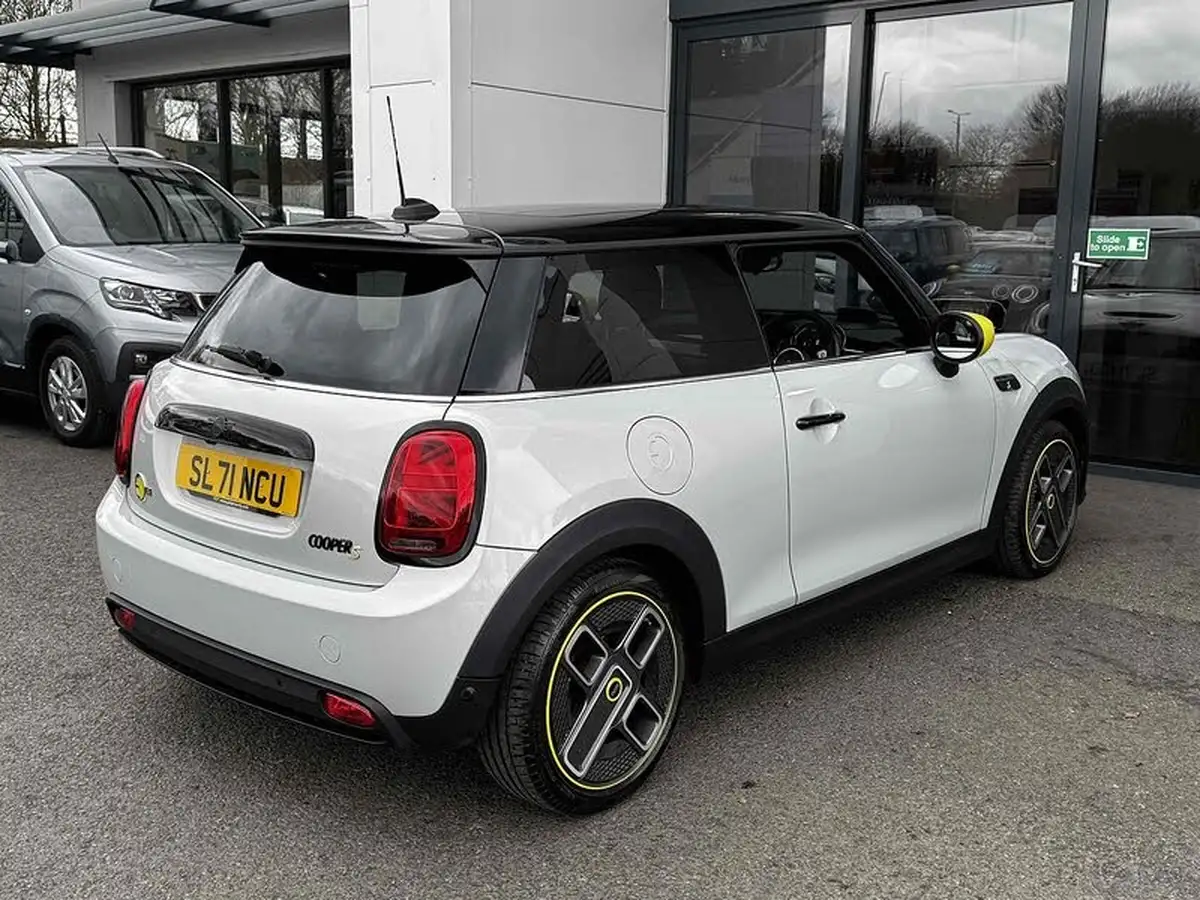 2021-mini-cooper-e-cooper-s-3-big-13