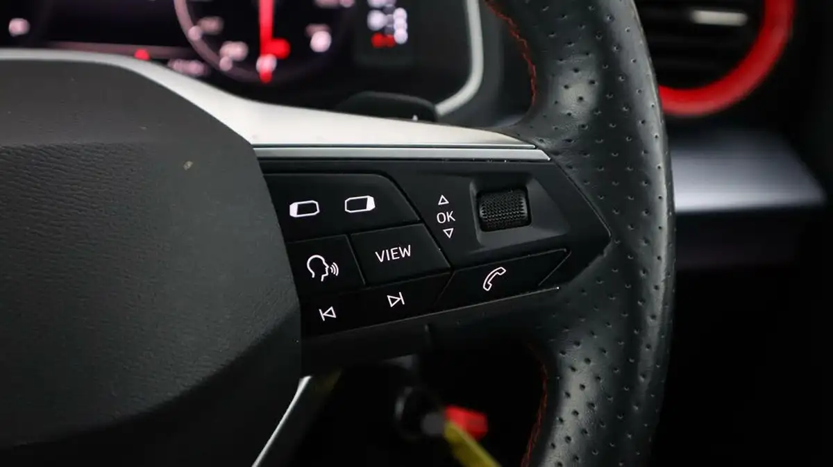 2022-seat-ibiza-10-tsi-fr-sport-110ps-dsg-big-23
