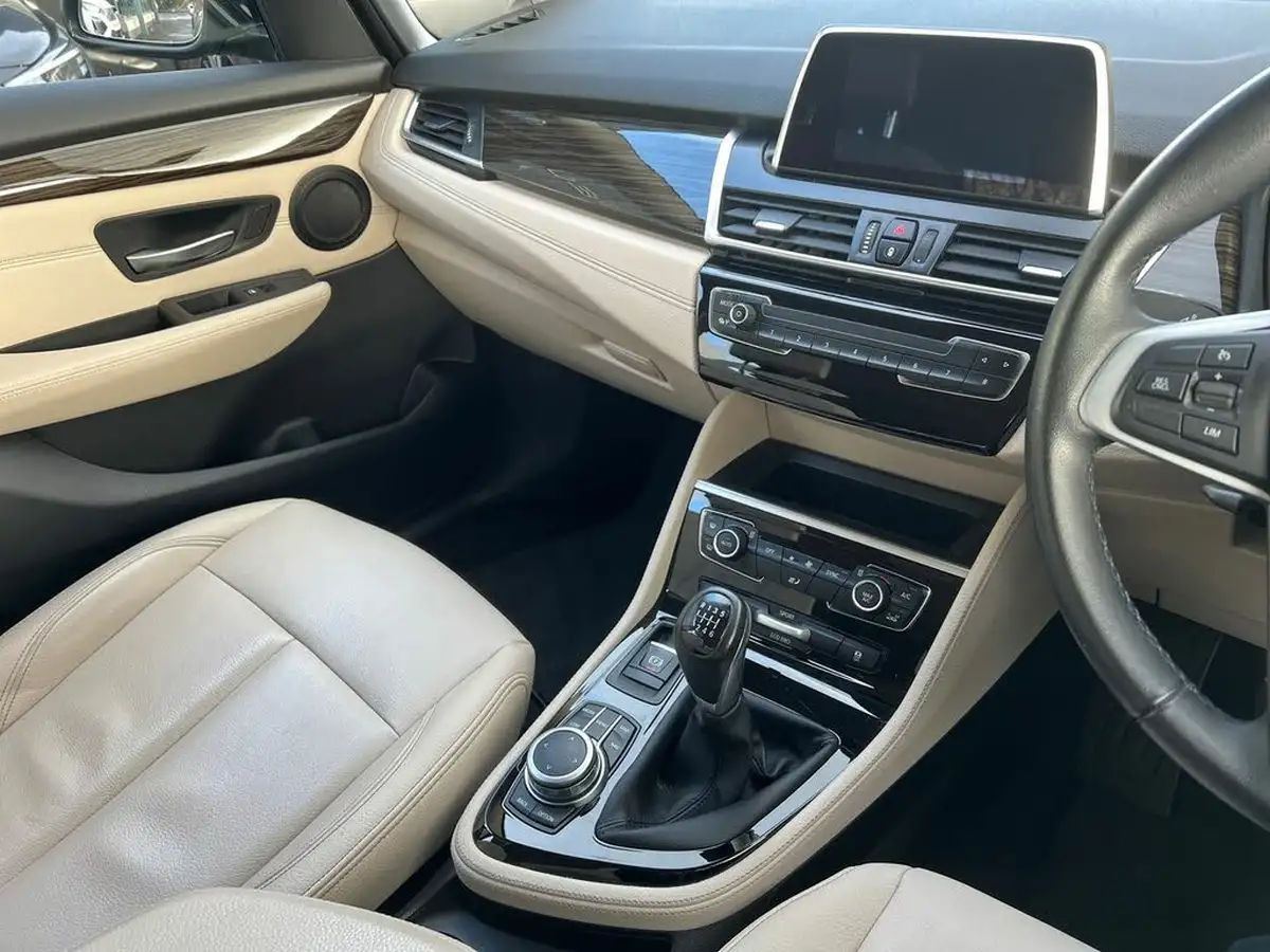 2021-bmw-2-series-15-218i-luxury-gran-big-19