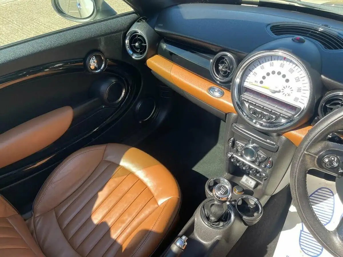 2013-mini-roadster-16-cooper-big-30
