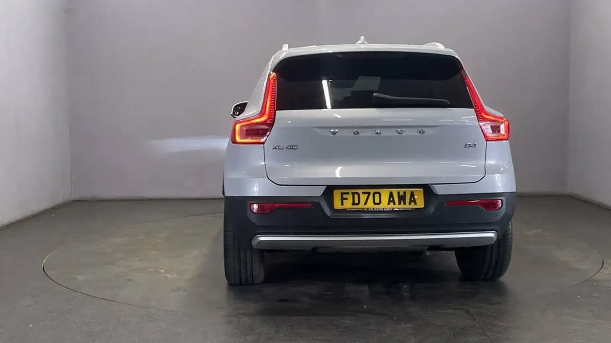 2020-volvo-xc40-20-b4-inscription-big-6