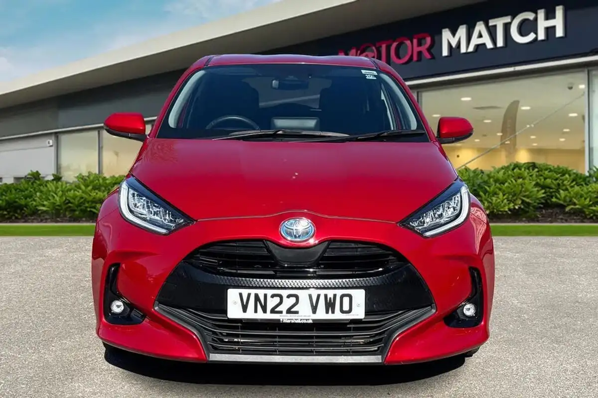 2022-toyota-yaris-15-vvt-i-design-big-5