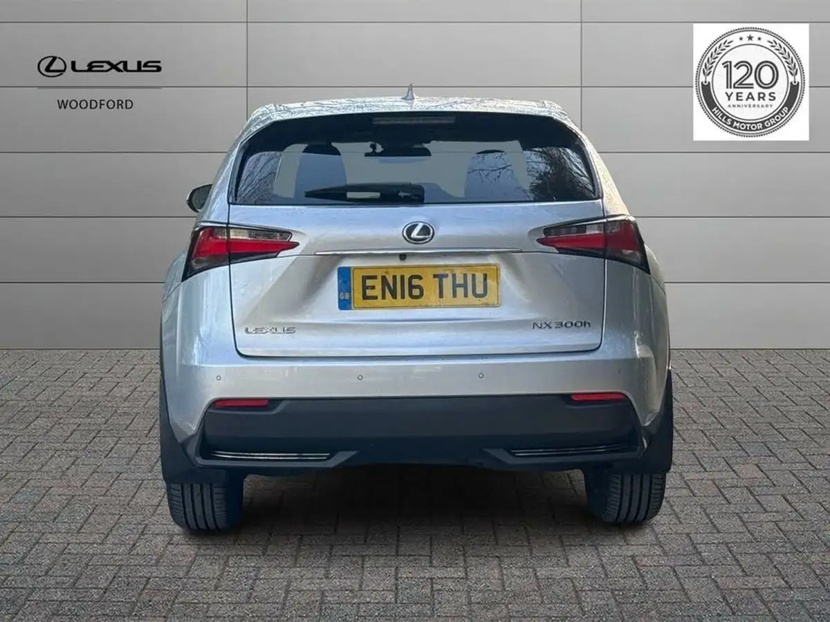 2016-lexus-nx-300h-25-premier-big-3