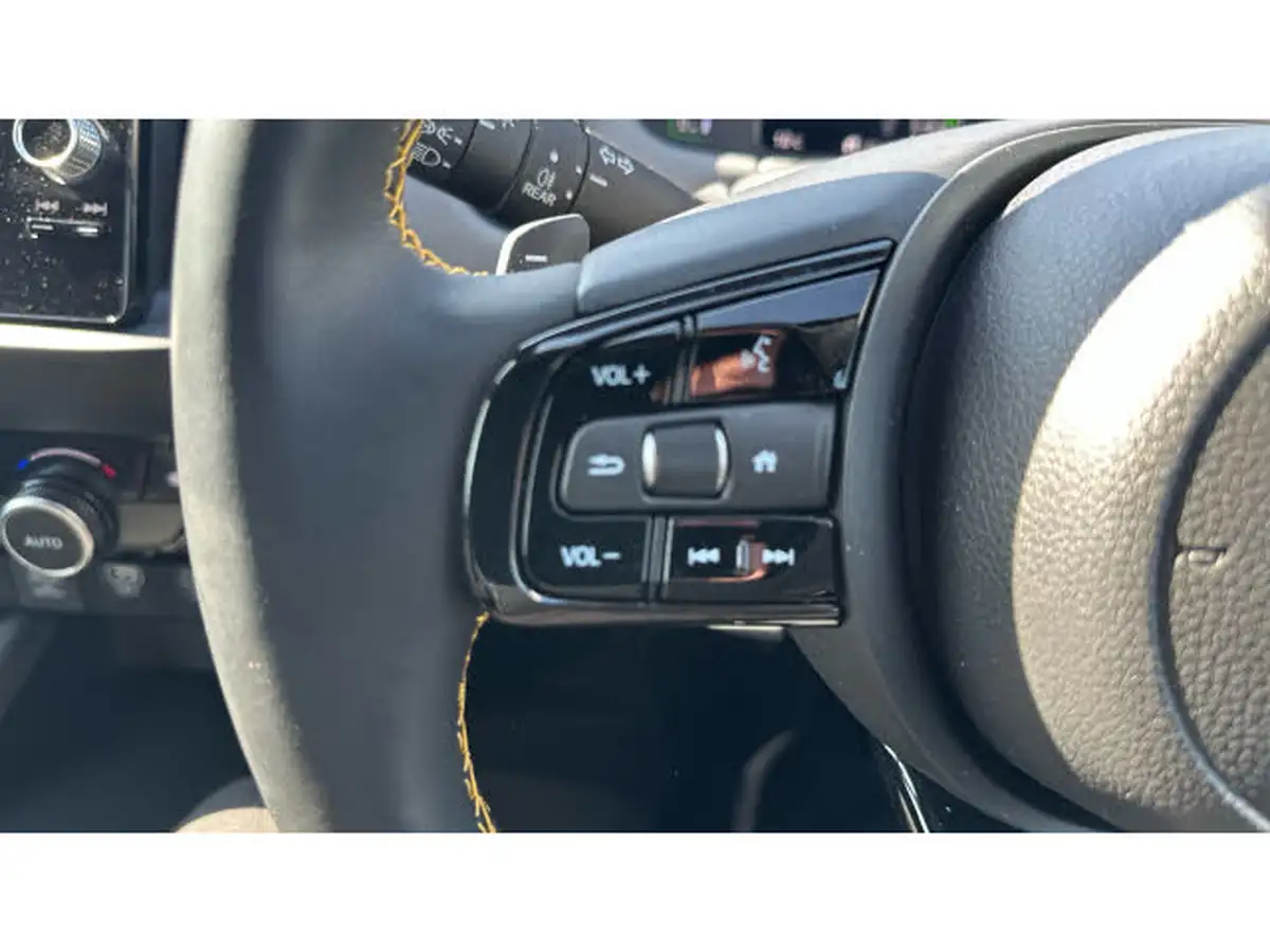 2023-honda-jazz-15-i-mmd-advance-sport-big-22