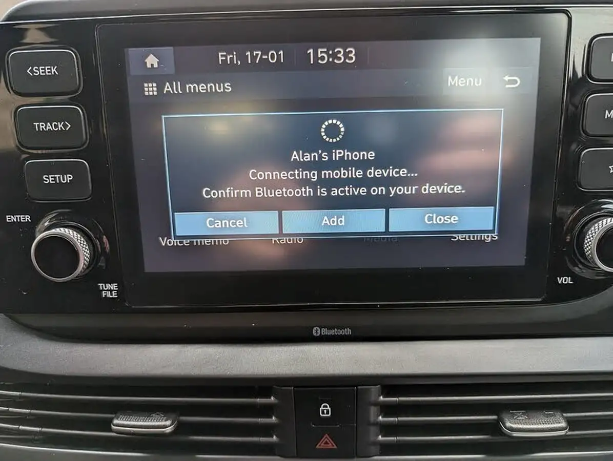 2022-hyundai-i20-10-t-gdi-se-connect-dct-big-36