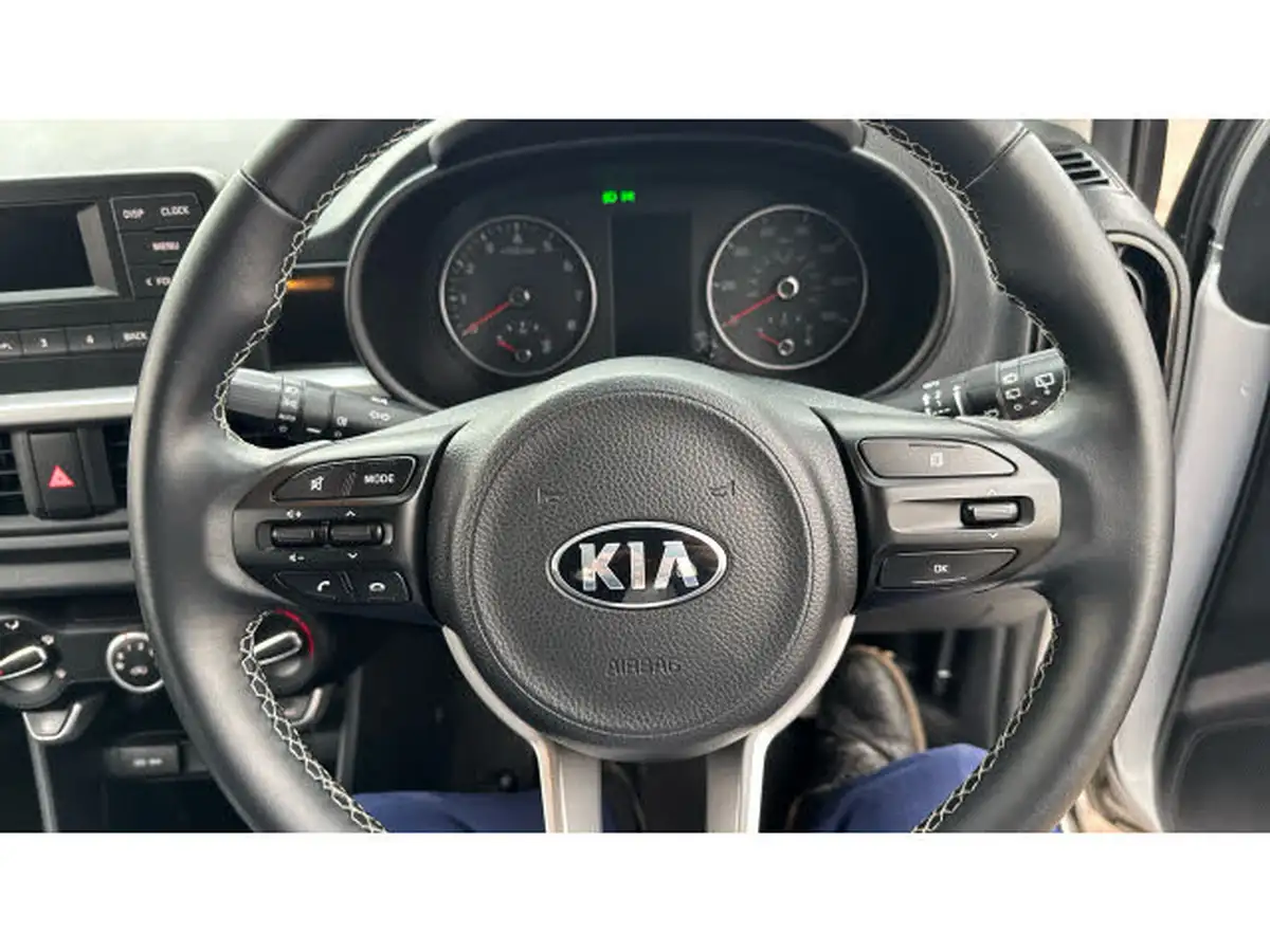 2021-kia-picanto-10-2-big-7