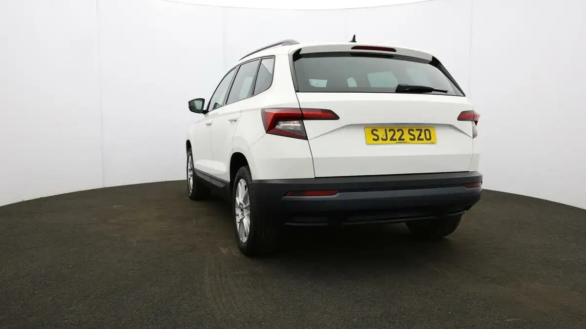 2022-skoda-karoq-15-tsi-se-technology-big-23