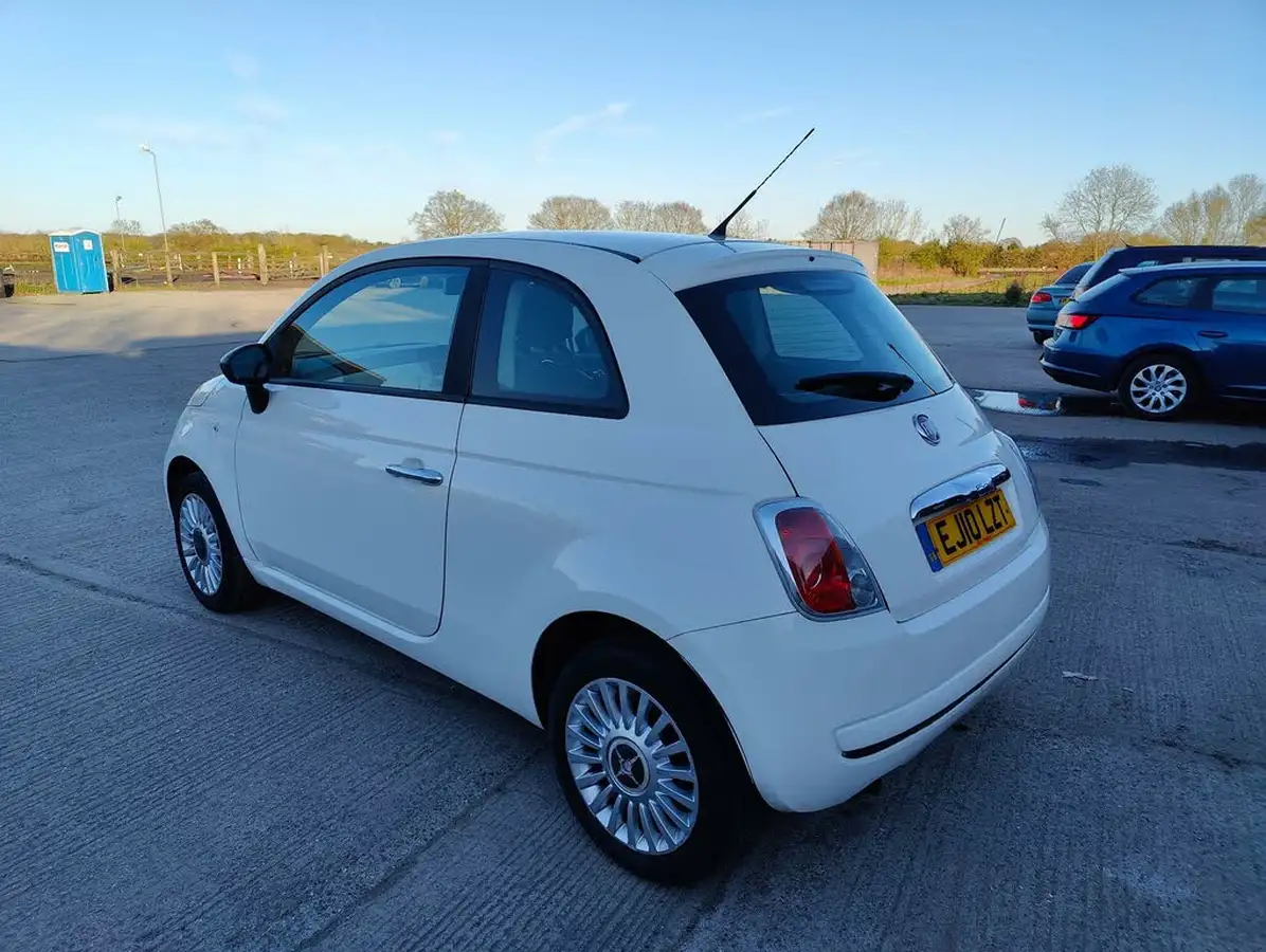 2010-fiat-500-12-pop-big-3
