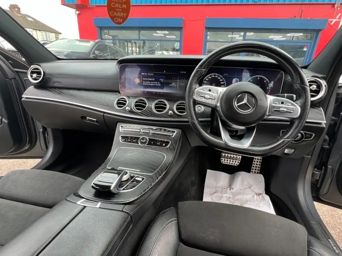 2019-mercedes-benz-e-class-20d-e220d-amg-line-saloon-4d-plus-big-1