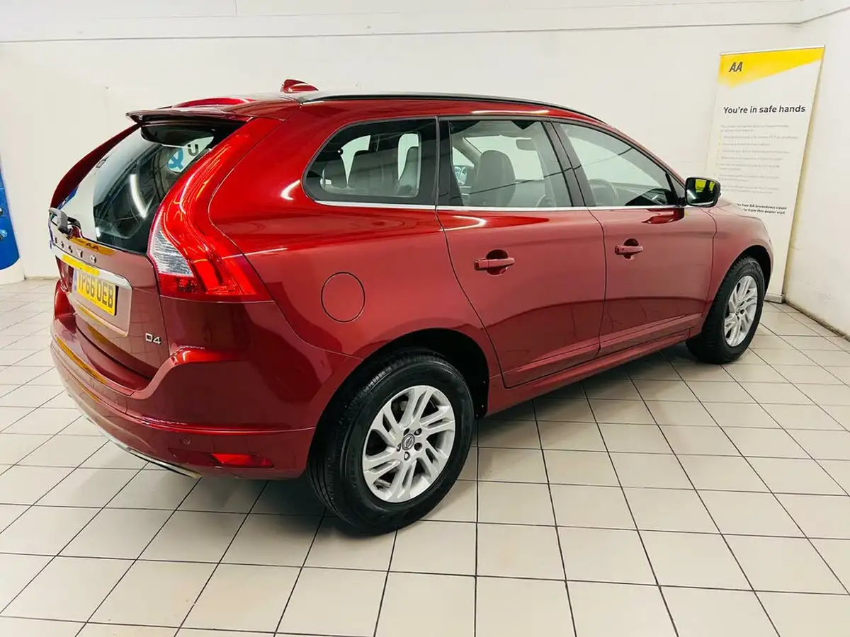 2016-volvo-xc60-20td-d4-se-nav-geartronic-big-11