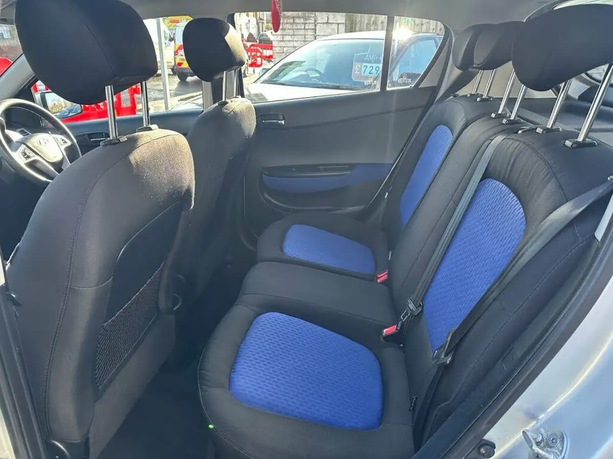 2009-hyundai-i20-12-comfort-5d-big-17
